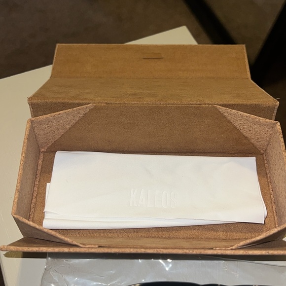 Sunglasses - Picture 7 of 7